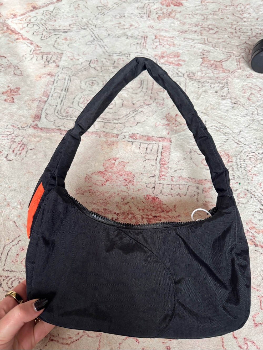 BAGGU Black Swan Shoulder Bag - Picture 4 of 6